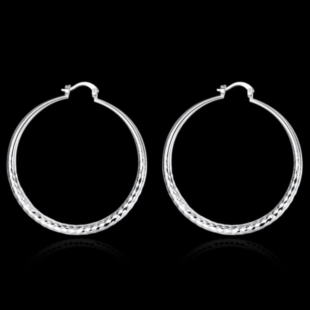 NEW 925 Silver 2” Diamond Cut Hoop Earrings - Picture 2 of 6